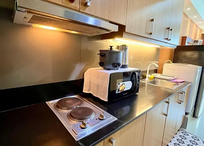 Aparthotel Budget - 1br In Shell Residences Free Parking Manila